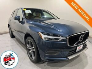 2019 Volvo XC60 T5 Momentum w/Apple Car Play