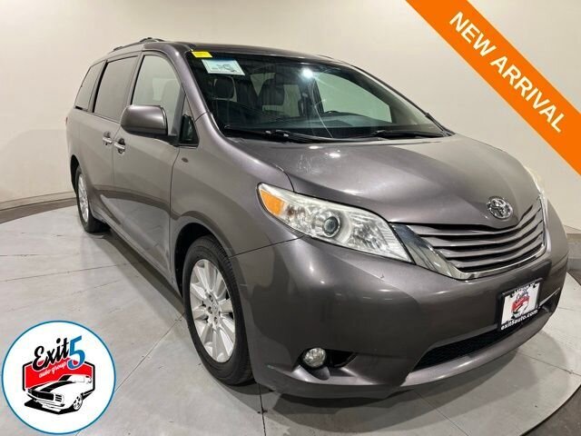 2015 Toyota Sienna XLE 7 Passenger