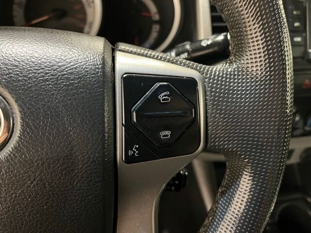 2014 Toyota Tacoma Base V6 photo 21