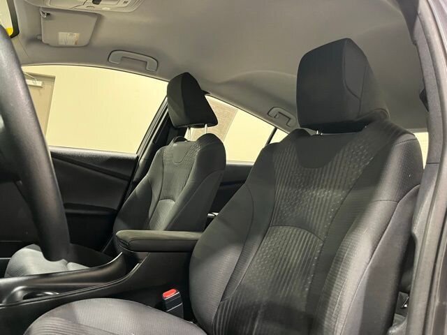 2016 Toyota Prius One Two photo 15