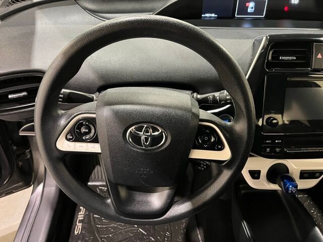 2016 Toyota Prius One Two photo 17