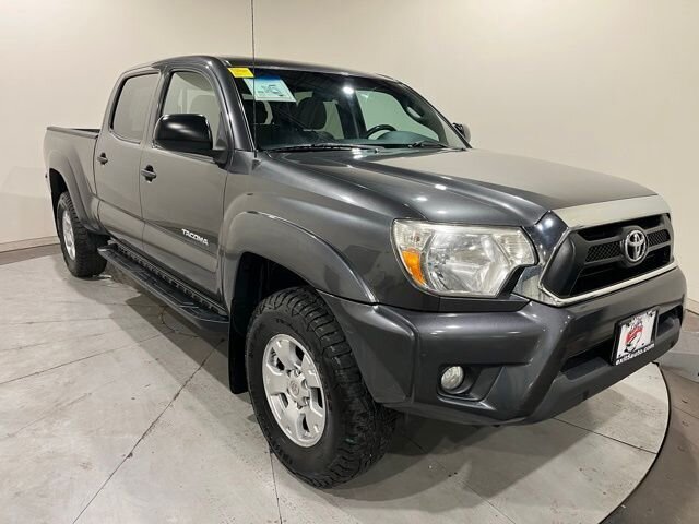 2014 Toyota Tacoma Base V6 photo 2