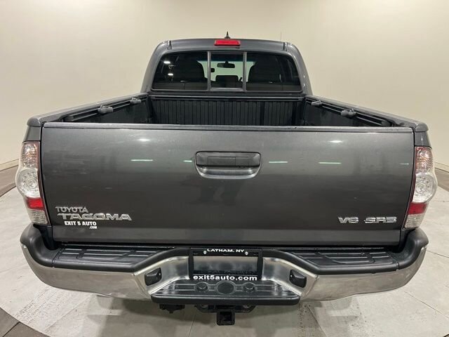 2014 Toyota Tacoma Base V6 photo 9
