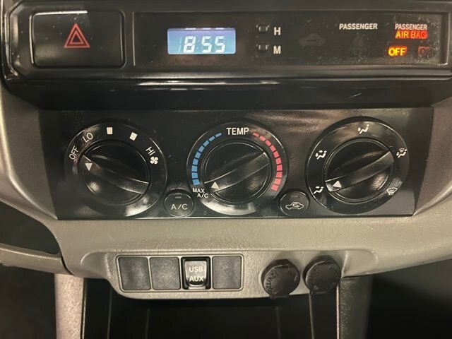 2014 Toyota Tacoma Base V6 photo 25