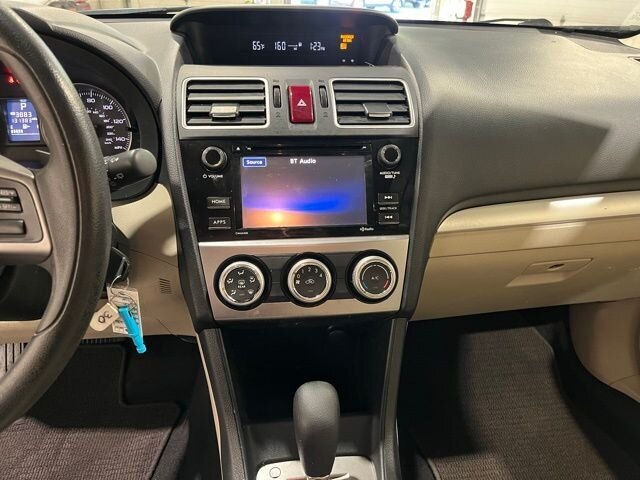 2015 Subaru Crosstrek 2.0i Premium photo 20