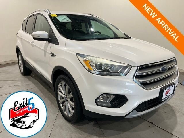 2017 Ford Escape Titanium w/ Navigation