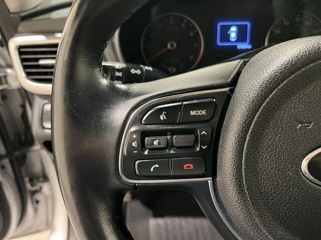 2016 Kia Optima EX photo 15