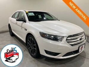 2018 Ford Taurus Limited w/ Navigation