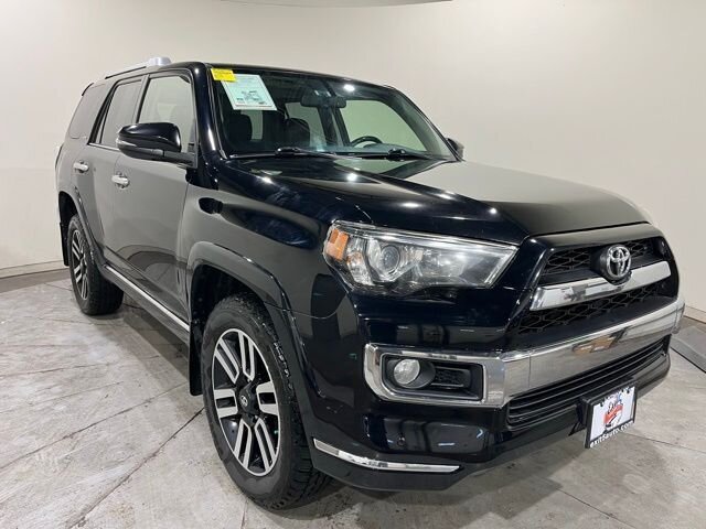 2015 Toyota 4Runner Limited photo 2