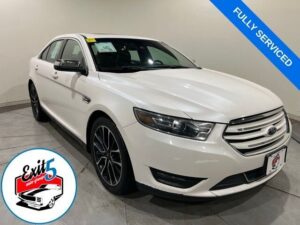 2018 Ford Taurus Limited w/ Navigation