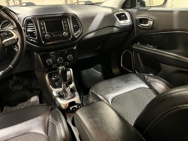 
 2018 Jeep Compass Latitude full									