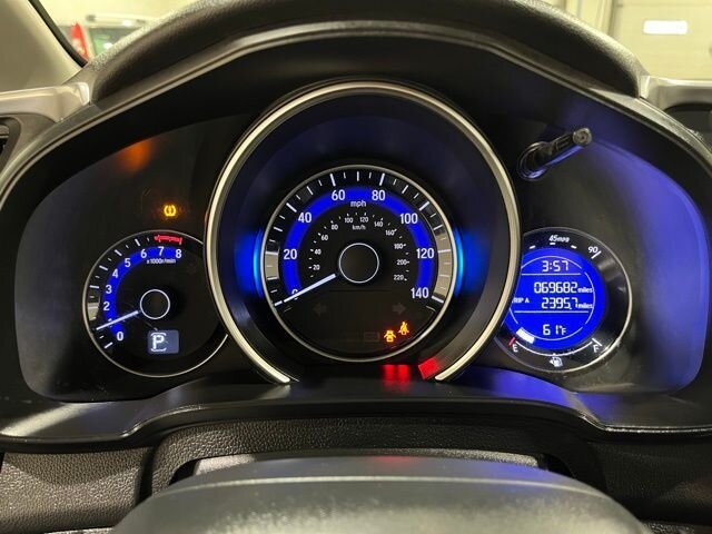 
 2016 Honda Fit EX full									