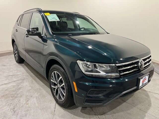 2019 Volkswagen Tiguan SE photo 2