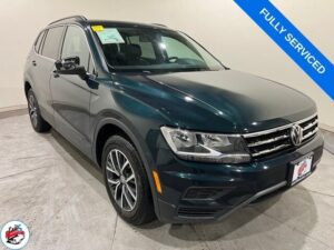 2019 Volkswagen Tiguan SE's photo