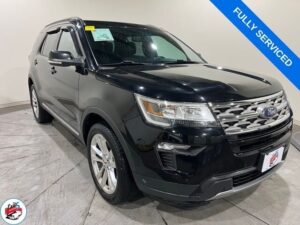 2018 Ford Explorer XLT w/ Apple Car Play and Navigation