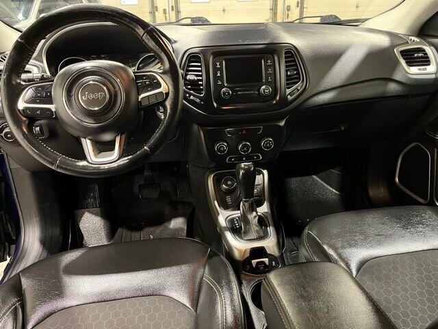
 2018 Jeep Compass Latitude full									