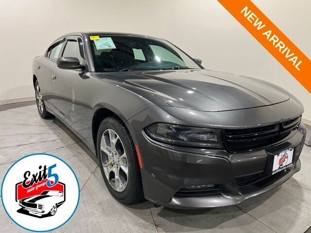 2015 Dodge Charger SXT w/ Navigation
