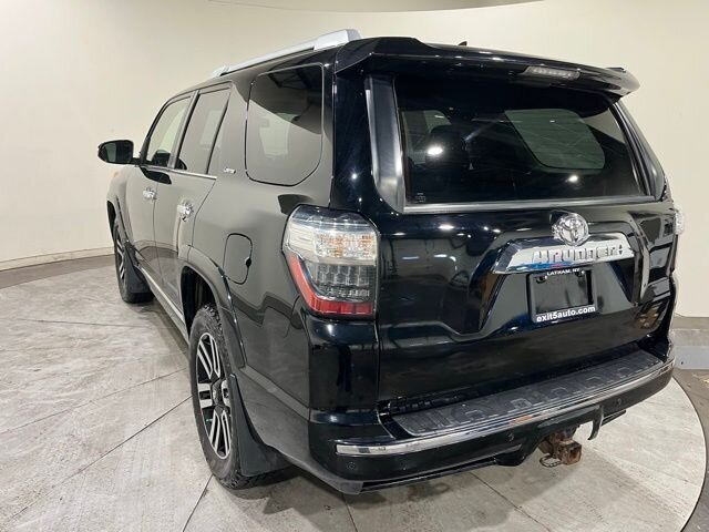 
 2015 Toyota 4Runner Limited w/ Navigation full									