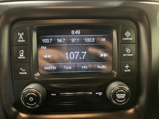 
 2018 Jeep Compass Latitude full									