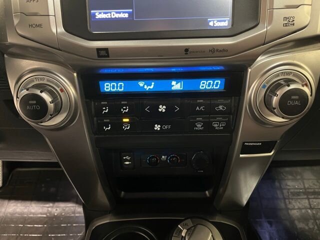 
 2015 Toyota 4Runner Limited w/ Navigation full									