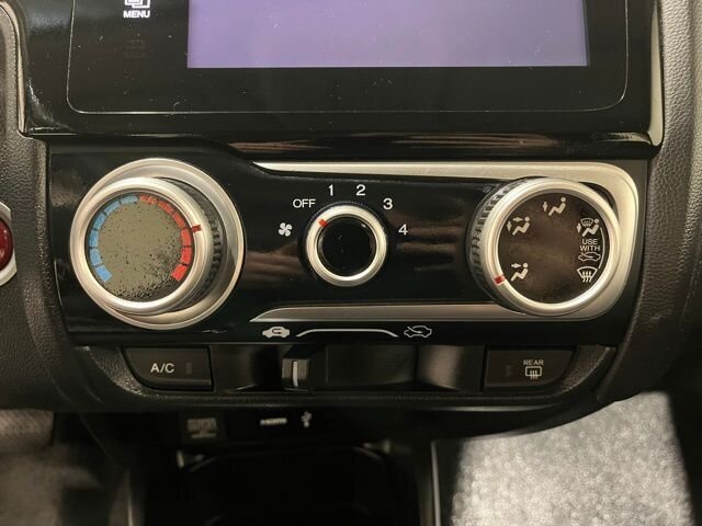 
 2016 Honda Fit EX full									