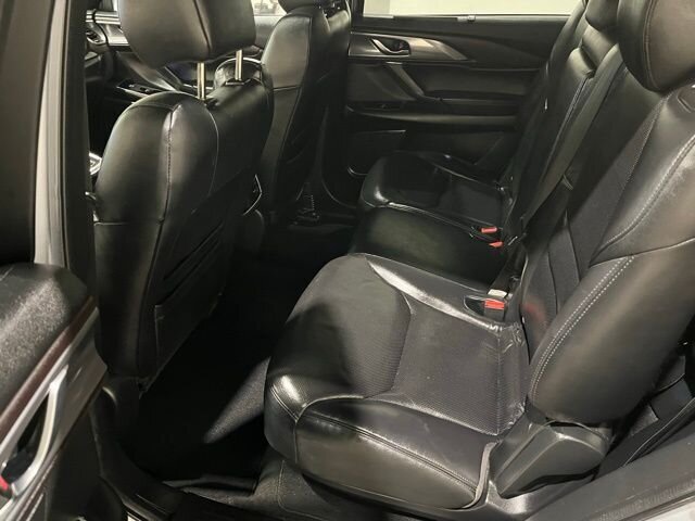 
 2016 Mazda CX-9 Grand Touring full									