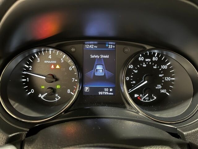 
 2018 Nissan Rogue SL w/ Apple Car Play and Navigation full									