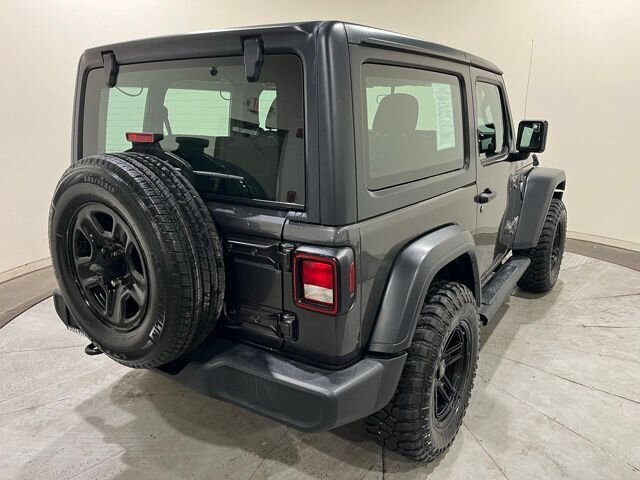 
 2018 Jeep Wrangler Sport full									
