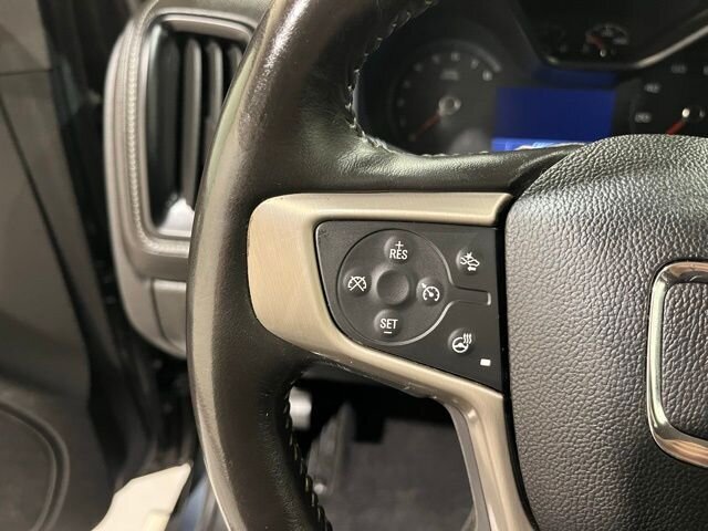 
 2019 GMC Canyon Denali w/ Apple Car Play and Navigation full									