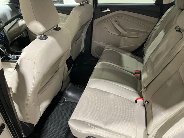 
 2018 Ford Escape SE full									