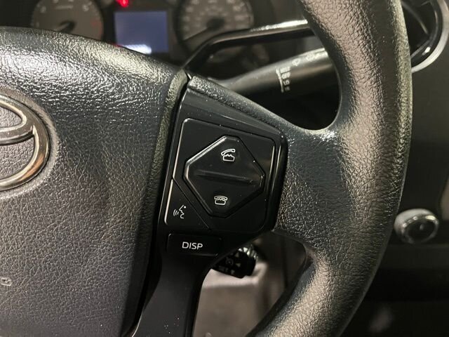 
 2015 Toyota Tundra SR full									