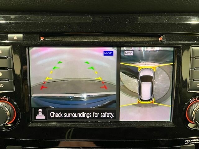 
 2018 Nissan Rogue SL w/ Apple Car Play and Navigation full									