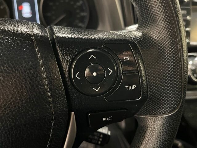 
 2017 Toyota RAV4 LE full									