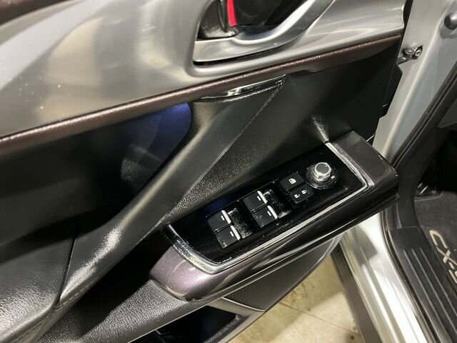 
 2016 Mazda CX-9 Grand Touring full									