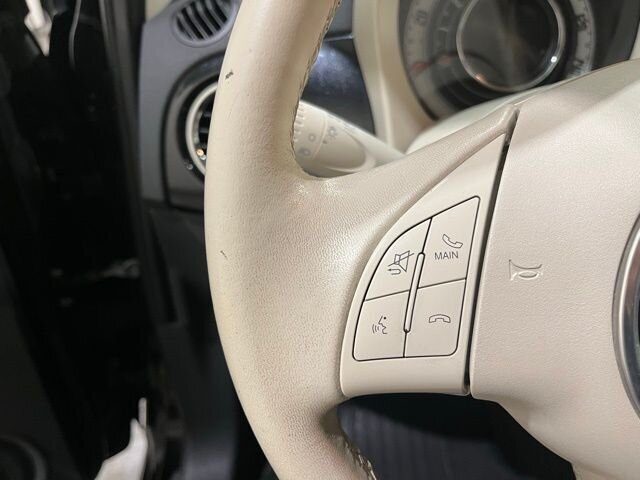 
 2013 FIAT 500c Lounge full									