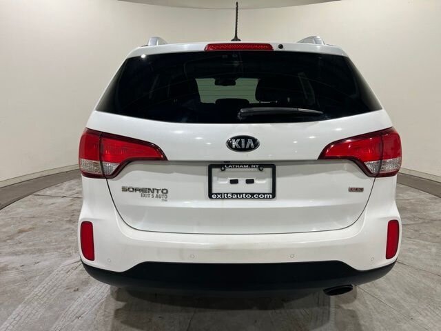 
 2015 Kia Sorento LX full									