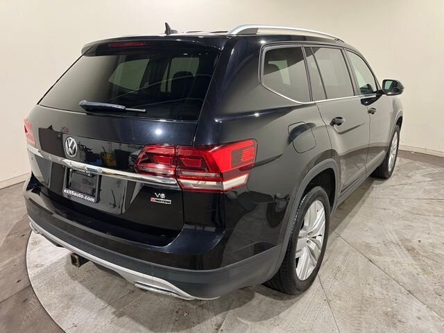 
 2019 Volkswagen Atlas 3.6L V6 SE w/Technology full									