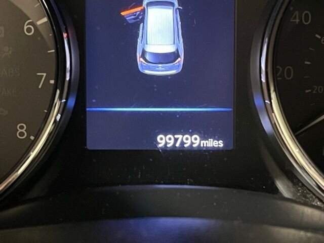 
 2018 Nissan Rogue SL w/ Apple Car Play and Navigation full									