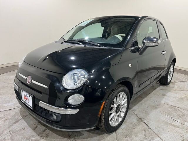 
 2013 FIAT 500c Lounge full									