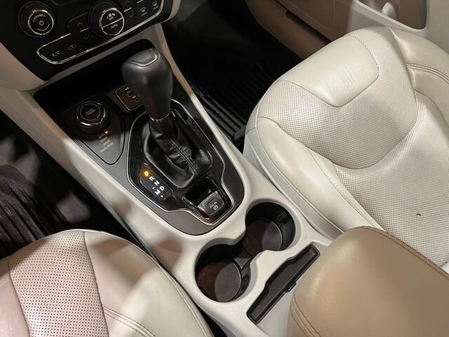 
 2019 Jeep Cherokee Limited full									