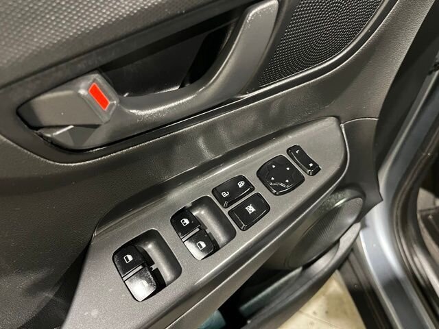 
 2019 Hyundai KONA SE full									