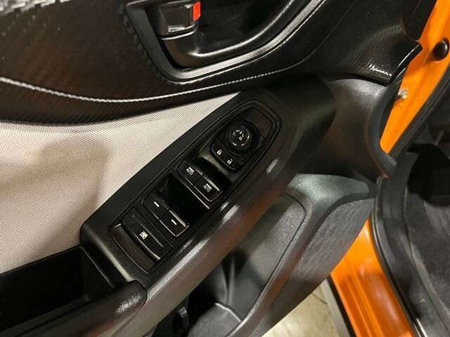 
 2018 Subaru Crosstrek 2.0i Premium full									