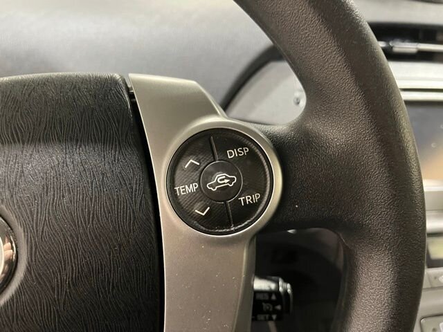 
 2015 Toyota Prius Four full									