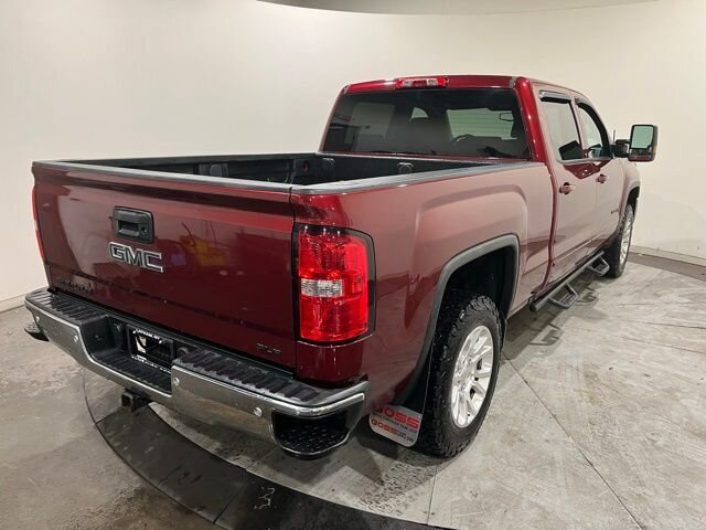 
 2017 GMC Sierra 1500 SLE w/ Navigation full									