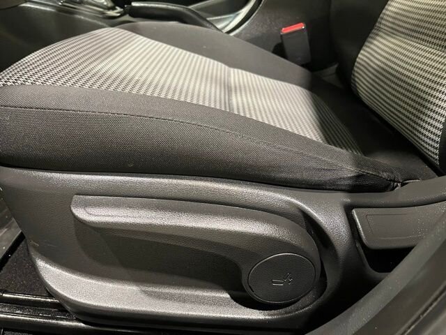 
 2019 Hyundai KONA SE full									