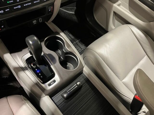 
 2019 Honda Pilot EX-L full									