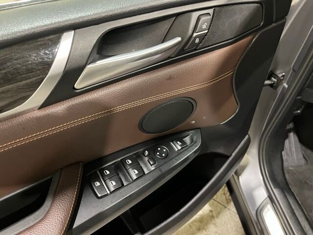 
 2017 BMW X3 xDrive28i full									