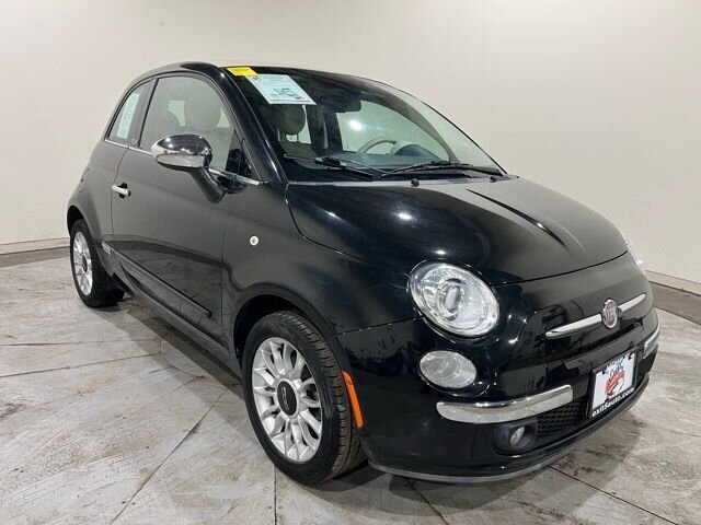 
 2013 FIAT 500c Lounge full									