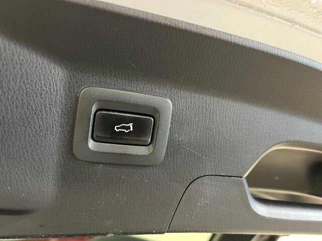 
 2016 Mazda CX-9 Grand Touring full									