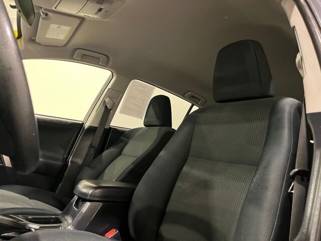 
 2017 Toyota RAV4 LE full									